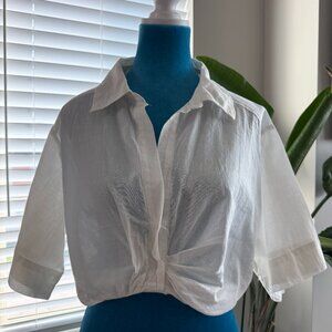 H&M Divided cropped button-up Shirt - Size M